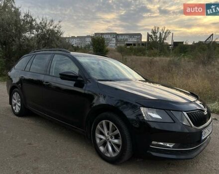 Черный Шкода Октавия, объемом двигателя 1.6 л и пробегом 314 тыс. км за 13999 $, фото 23 на Automoto.ua
