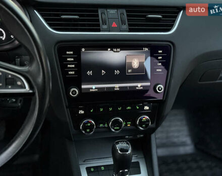 Чорний Шкода Октавія, об'ємом двигуна 1.6 л та пробігом 243 тис. км за 13850 $, фото 17 на Automoto.ua