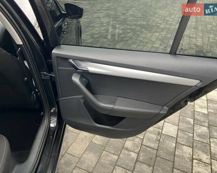 Черный Шкода Октавия, объемом двигателя 1.6 л и пробегом 219 тыс. км за 13500 $, фото 23 на Automoto.ua