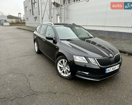 Черный Шкода Октавия, объемом двигателя 1.6 л и пробегом 230 тыс. км за 12700 $, фото 7 на Automoto.ua