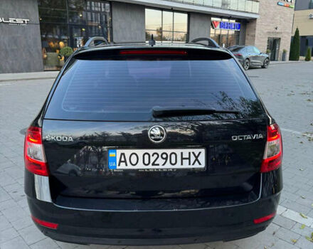 Шкода Октавия 2017 в Ужгороде на Automoto.ua Черный Шкода Октавия, объемом двигателя 2 л и пробегом 286 тыс. км за 14150 $, фото 4 на Automoto.ua