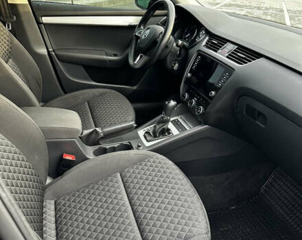 Черный Шкода Октавия, объемом двигателя 2 л и пробегом 257 тыс. км за 14750 $, фото 35 на Automoto.ua