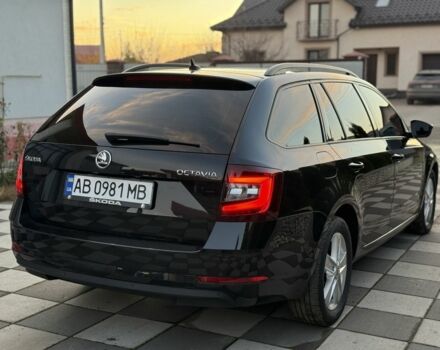 Черный Шкода Октавия, объемом двигателя 1.6 л и пробегом 243 тыс. км за 13850 $, фото 7 на Automoto.ua