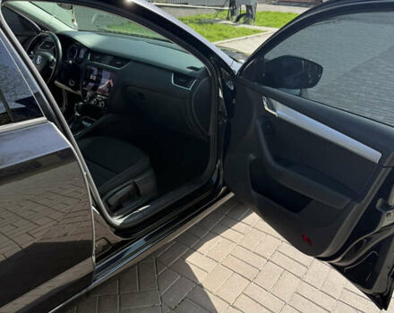 Черный Шкода Октавия, объемом двигателя 1.6 л и пробегом 280 тыс. км за 12500 $, фото 12 на Automoto.ua