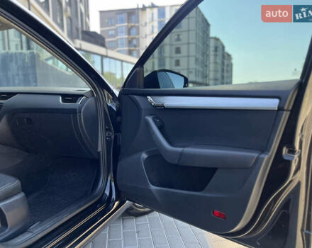 Черный Шкода Октавия, объемом двигателя 2 л и пробегом 250 тыс. км за 14400 $, фото 47 на Automoto.ua