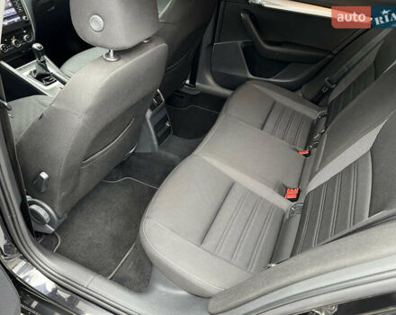 Черный Шкода Октавия, объемом двигателя 1.6 л и пробегом 219 тыс. км за 13500 $, фото 18 на Automoto.ua