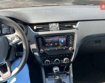 Черный Шкода Октавия, объемом двигателя 1.97 л и пробегом 280 тыс. км за 16500 $, фото 2 на Automoto.ua