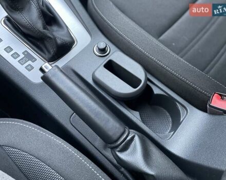 Черный Шкода Октавия, объемом двигателя 1.4 л и пробегом 241 тыс. км за 12900 $, фото 105 на Automoto.ua