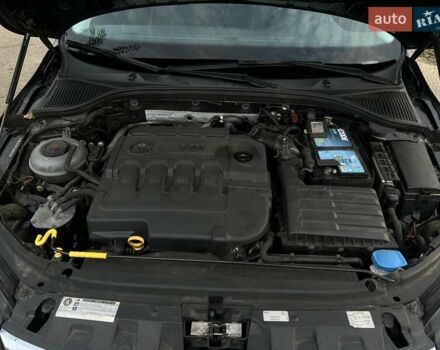 Черный Шкода Октавия, объемом двигателя 1.6 л и пробегом 314 тыс. км за 13999 $, фото 4 на Automoto.ua