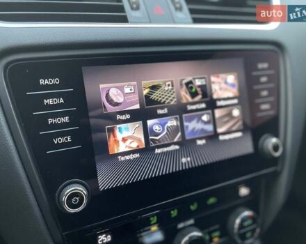 Черный Шкода Октавия, объемом двигателя 1.4 л и пробегом 241 тыс. км за 12900 $, фото 103 на Automoto.ua