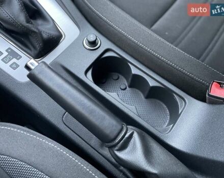 Черный Шкода Октавия, объемом двигателя 1.4 л и пробегом 241 тыс. км за 12900 $, фото 106 на Automoto.ua