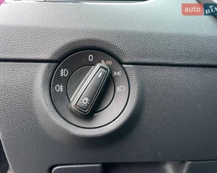 Шкода Октавія 2017 у Києві на Automoto.ua Чорний Шкода Октавія, об'ємом двигуна 1.97 л та пробігом 317 тис. км за 16290 $, фото 12 на Automoto.ua