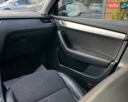 Чорний Шкода Октавія, об'ємом двигуна 1.6 л та пробігом 259 тис. км за 14200 $, фото 41 на Automoto.ua