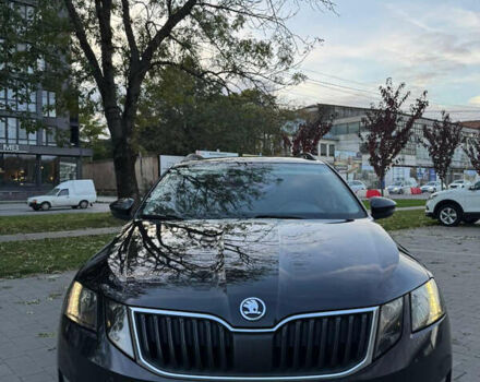 Шкода Октавия 2017 в Ужгороде на Automoto.ua Черный Шкода Октавия, объемом двигателя 2 л и пробегом 286 тыс. км за 14150 $, фото 2 на Automoto.ua