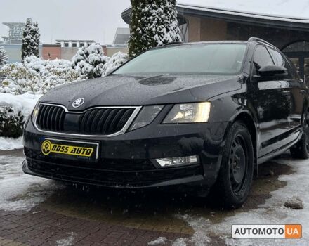 Черный Шкода Октавия, объемом двигателя 1.6 л и пробегом 209 тыс. км за 13500 $, фото 2 на Automoto.ua
