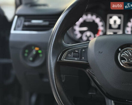 Чорний Шкода Октавія, об'ємом двигуна 1.6 л та пробігом 243 тис. км за 13850 $, фото 16 на Automoto.ua