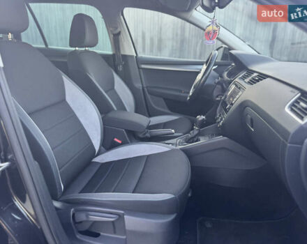 Черный Шкода Октавия, объемом двигателя 2 л и пробегом 216 тыс. км за 13900 $, фото 24 на Automoto.ua
