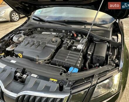 Черный Шкода Октавия, объемом двигателя 1.6 л и пробегом 222 тыс. км за 13850 $, фото 47 на Automoto.ua