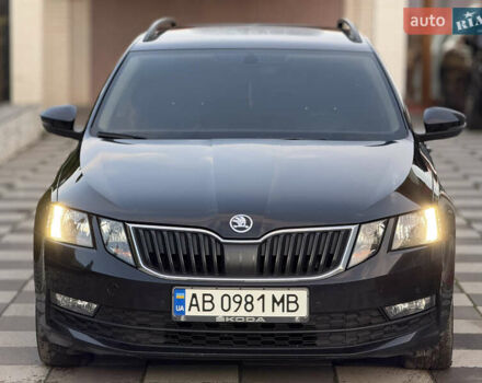 Чорний Шкода Октавія, об'ємом двигуна 1.6 л та пробігом 243 тис. км за 13850 $, фото 4 на Automoto.ua