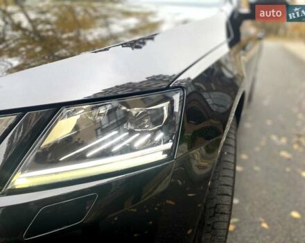 Шкода Октавия 2017 в Чернигове на Automoto.ua Черный Шкода Октавия, объемом двигателя 1.97 л и пробегом 214 тыс. км за 15300 $, фото 28 на Automoto.ua