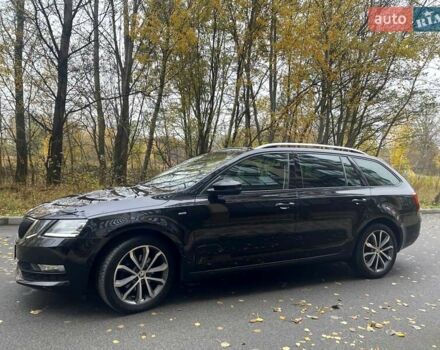 Шкода Октавия 2017 в Чернигове на Automoto.ua Черный Шкода Октавия, объемом двигателя 1.97 л и пробегом 214 тыс. км за 15300 $, фото 29 на Automoto.ua