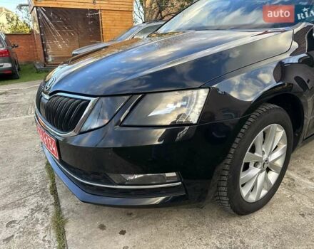 Черный Шкода Октавия, объемом двигателя 1.6 л и пробегом 222 тыс. км за 13850 $, фото 14 на Automoto.ua