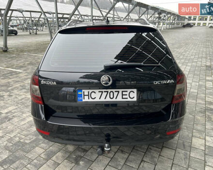 Черный Шкода Октавия, объемом двигателя 1.6 л и пробегом 219 тыс. км за 13500 $, фото 5 на Automoto.ua
