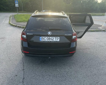 Черный Шкода Октавия, объемом двигателя 1.8 л и пробегом 236 тыс. км за 15300 $, фото 6 на Automoto.ua