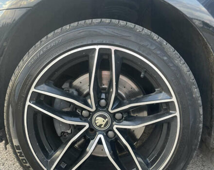 Черный Шкода Октавия, объемом двигателя 1.8 л и пробегом 236 тыс. км за 15300 $, фото 29 на Automoto.ua