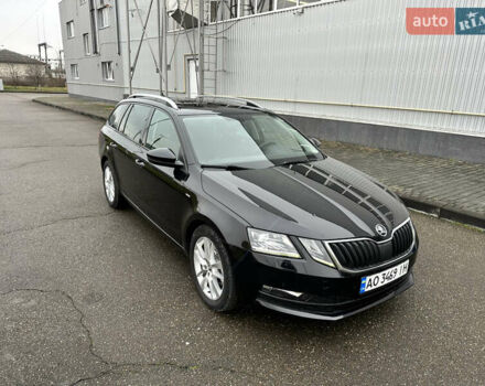 Черный Шкода Октавия, объемом двигателя 1.6 л и пробегом 230 тыс. км за 12700 $, фото 10 на Automoto.ua