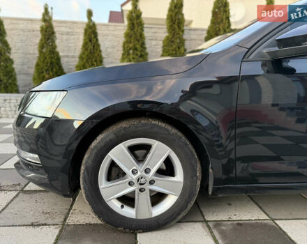 Чорний Шкода Октавія, об'ємом двигуна 1.6 л та пробігом 243 тис. км за 13850 $, фото 10 на Automoto.ua