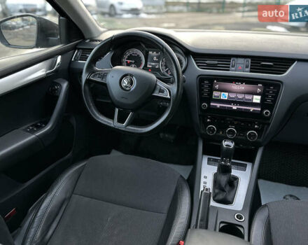 Чорний Шкода Октавія, об'ємом двигуна 1.6 л та пробігом 259 тис. км за 14200 $, фото 31 на Automoto.ua