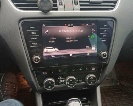 Черный Шкода Октавия, объемом двигателя 1.6 л и пробегом 270 тыс. км за 14000 $, фото 18 на Automoto.ua