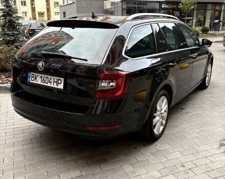 Чорний Шкода Октавія, об'ємом двигуна 1.6 л та пробігом 212 тис. км за 14200 $, фото 3 на Automoto.ua