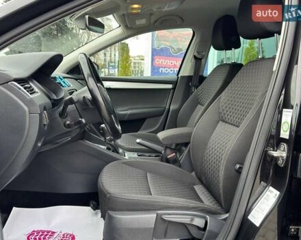 Шкода Октавія 2017 у Львові на Automoto.ua Чорний Шкода Октавія, об'ємом двигуна 1.97 л та пробігом 192 тис. км за 15700 $, фото 12 на Automoto.ua