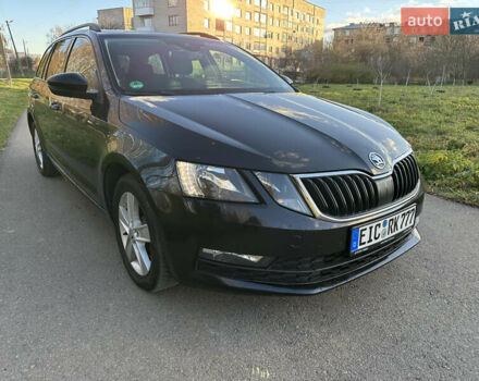 Черный Шкода Октавия, объемом двигателя 2 л и пробегом 266 тыс. км за 14450 $, фото 11 на Automoto.ua