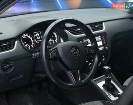 Черный Шкода Октавия, объемом двигателя 1.6 л и пробегом 238 тыс. км за 12499 $, фото 7 на Automoto.ua