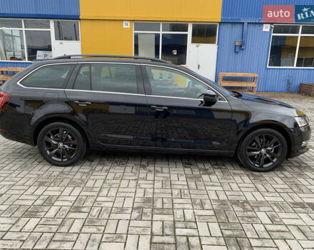 Черный Шкода Октавия, объемом двигателя 0 л и пробегом 134 тыс. км за 17500 $, фото 4 на Automoto.ua