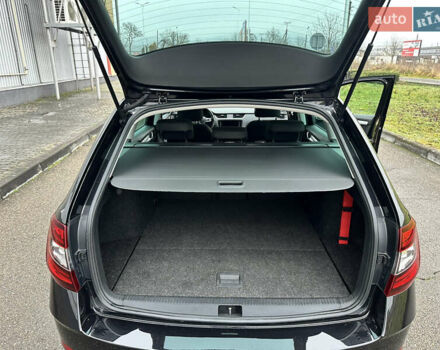 Черный Шкода Октавия, объемом двигателя 1.6 л и пробегом 230 тыс. км за 12700 $, фото 18 на Automoto.ua