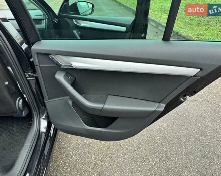 Черный Шкода Октавия, объемом двигателя 1.6 л и пробегом 230 тыс. км за 12700 $, фото 21 на Automoto.ua