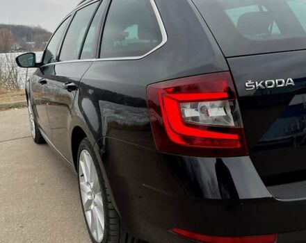Черный Шкода Октавия, объемом двигателя 2 л и пробегом 207 тыс. км за 16200 $, фото 5 на Automoto.ua