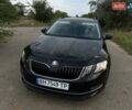 Черный Шкода Октавия, объемом двигателя 1.6 л и пробегом 314 тыс. км за 13999 $, фото 1 на Automoto.ua