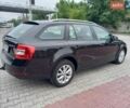 Черный Шкода Октавия, объемом двигателя 1.6 л и пробегом 220 тыс. км за 12500 $, фото 8 на Automoto.ua