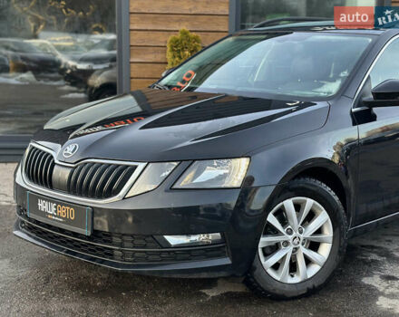 Чорний Шкода Октавія, об'ємом двигуна 1.6 л та пробігом 259 тис. км за 14200 $, фото 2 на Automoto.ua