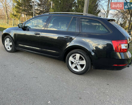 Черный Шкода Октавия, объемом двигателя 2 л и пробегом 266 тыс. км за 14450 $, фото 8 на Automoto.ua