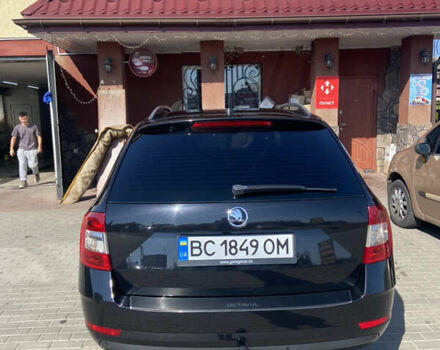 Черный Шкода Октавия, объемом двигателя 1.6 л и пробегом 255 тыс. км за 14500 $, фото 2 на Automoto.ua