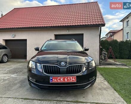 Черный Шкода Октавия, объемом двигателя 1.6 л и пробегом 222 тыс. км за 13850 $, фото 10 на Automoto.ua
