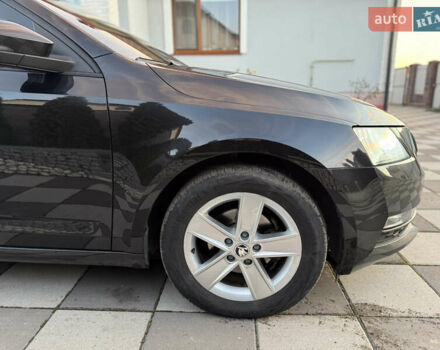 Чорний Шкода Октавія, об'ємом двигуна 1.6 л та пробігом 243 тис. км за 13850 $, фото 13 на Automoto.ua
