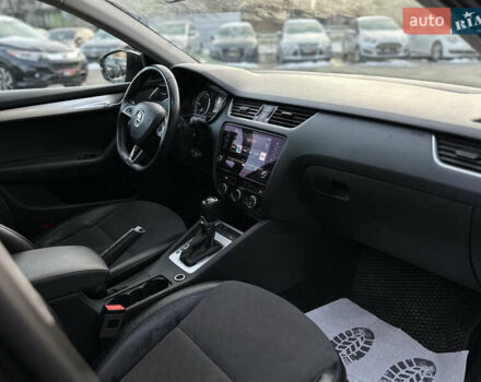 Чорний Шкода Октавія, об'ємом двигуна 1.6 л та пробігом 259 тис. км за 14200 $, фото 30 на Automoto.ua