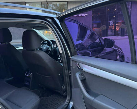 Шкода Октавия 2017 в Ужгороде на Automoto.ua Черный Шкода Октавия, объемом двигателя 2 л и пробегом 286 тыс. км за 14150 $, фото 19 на Automoto.ua